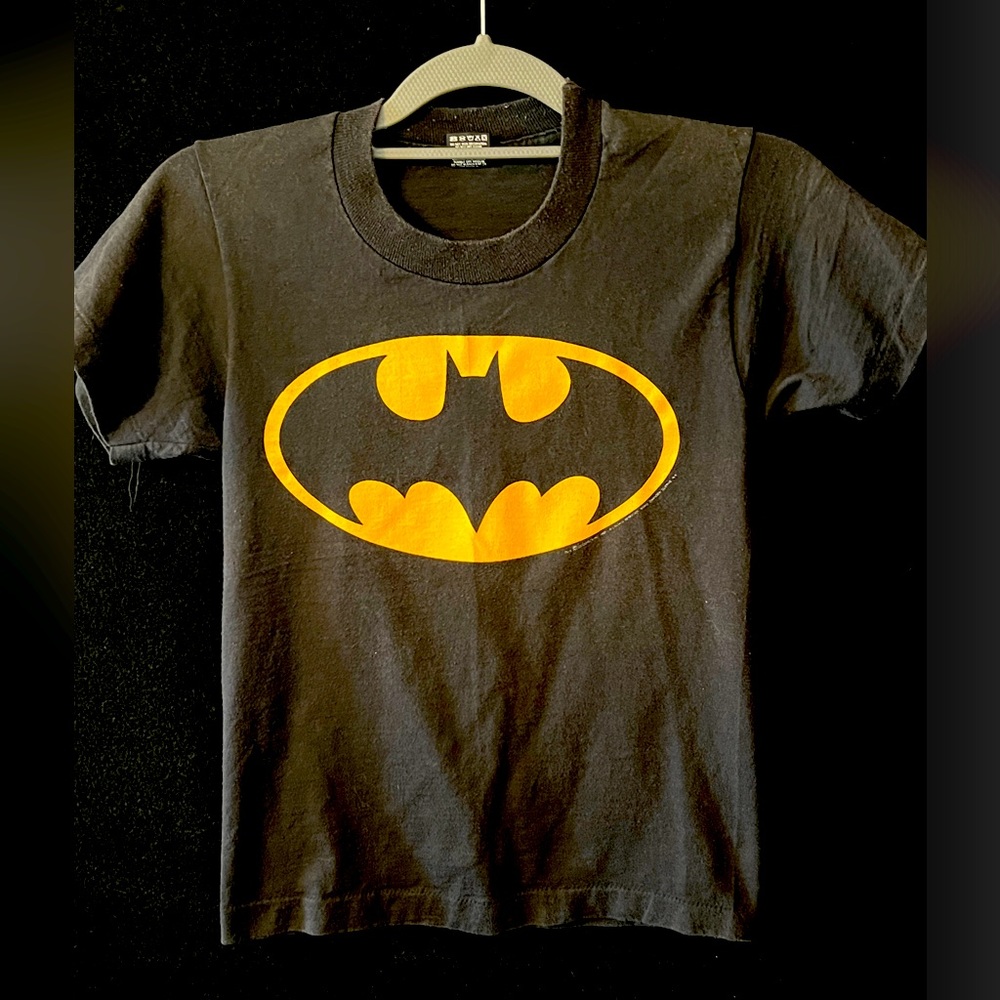 Child’s vintage Batman t-shirt size 14-16. Made in the USA.